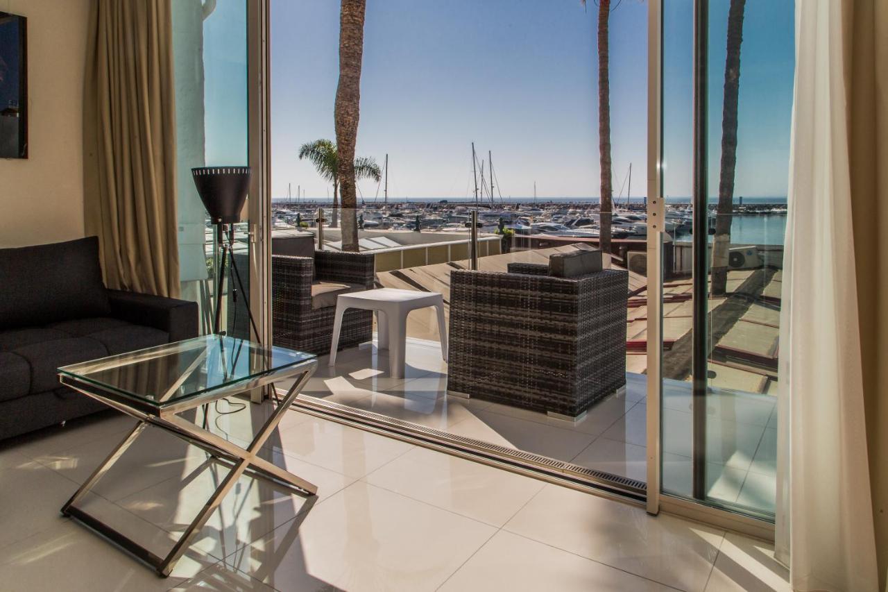 First Line P. Banus Sleeps 4 Lägenhet Marbella Exteriör bild